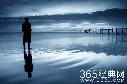 如果你不放弃，上帝定会来救你