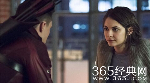 绿箭侠第三季第21集、22集中文预告片及分集剧情 奥利弗绿箭侠身份曝光