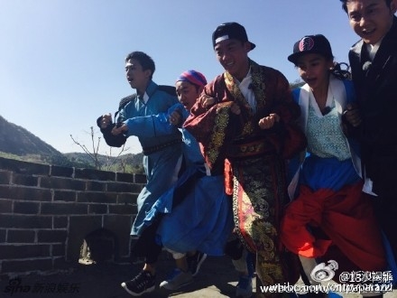 钟汉良《奔跑吧兄弟2》现场录制图片曝光 萌宠胡巴抢镜