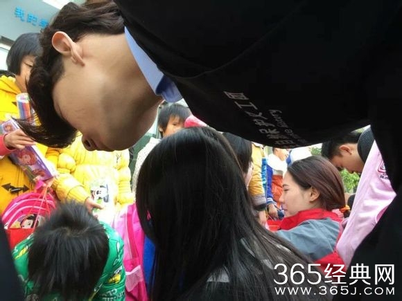 变形计朱翰墨回访为什么没有播出_朱翰墨回访没有播出原因_365经典网