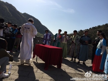 钟汉良《奔跑吧兄弟2》现场录制图片曝光 萌宠胡巴抢镜