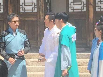 钟汉良井柏然录制跑男什么时间播出_井柏然钟汉良古装在线牵手胡巴_365经典网