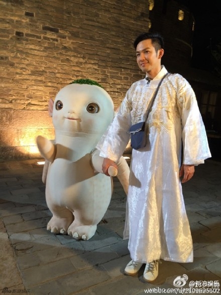 钟汉良《奔跑吧兄弟2》现场录制图片曝光 萌宠胡巴抢镜