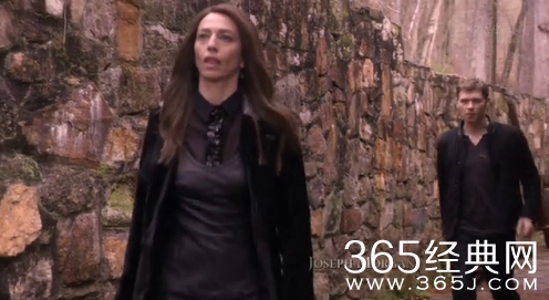 初代吸血鬼2第20集中文字幕视频在线观看下载_Hayley失去女儿精神崩溃_365经典网
