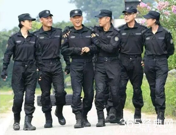 《特警力量》龙飞虎是谁演的扮演者?最后结局是什么怎样? 《特警力量》龙飞虎是谁演的扮演者?最后结局是什么怎样?