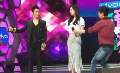 杨幂快乐大本营跳青春修炼手册视频在线观看_杨幂黄晓明上快乐大本营什么时候播_365经典网