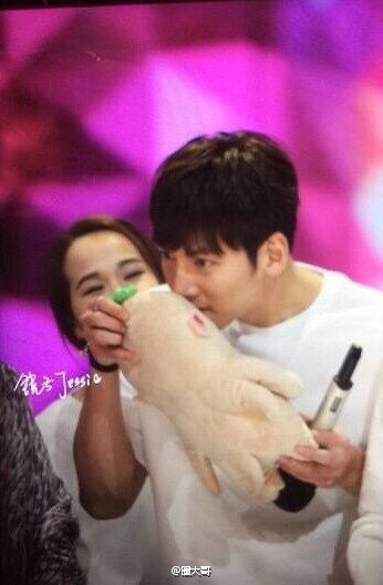 快乐大本营池昌旭录制现场照曝光_池昌旭快本什么时候播出_365经典网