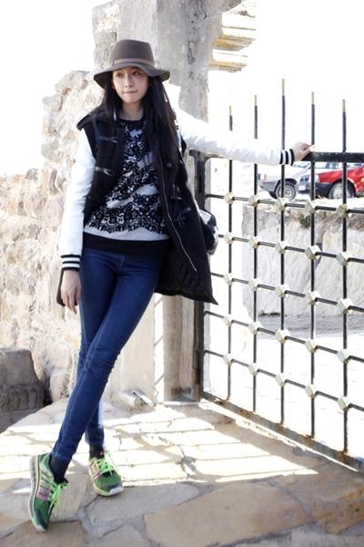 《花样姐姐》林志玲自嘲是男人 获封花样吃货