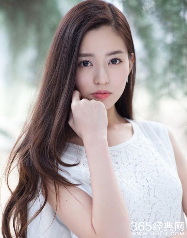 爱就是你的背叛，而我却一直等待着你回头！