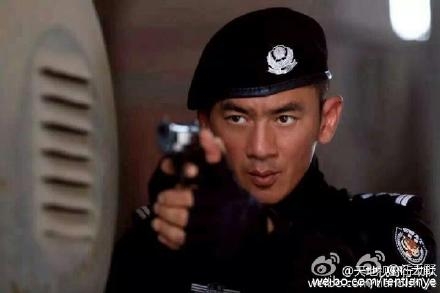 特警力量第4-5集直播及剧情介绍_沈鸿飞打败了教官惨遭暗算引骚乱_365经典网