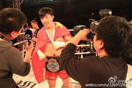 武林风本周六激情开战_一龙练功旧照曝光吊死功惊众人_365经典网