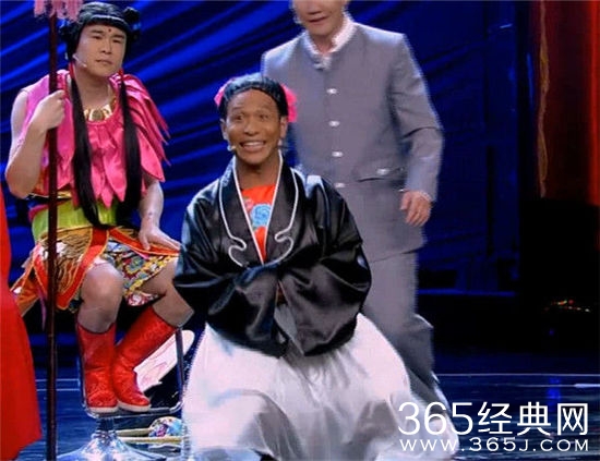 《欢乐喜剧人》最新一期视频在线高清观看 赵家班雄霸第一