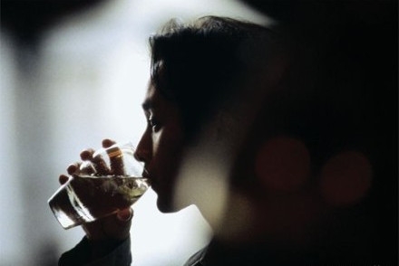 我们自欺欺人的做着自己，从不为不重要的