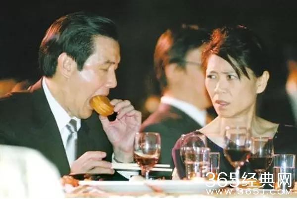 电影告诉你，喜欢一个人的眼神是怎样的?