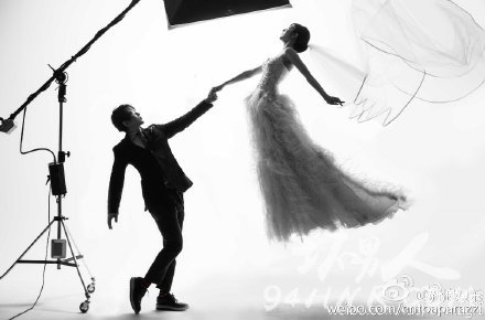 王希怡个人资料微博及家庭背景 刘谦宣布婚讯与富三代王希怡领证