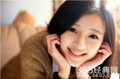 先了解自己，才能踢开人生的绊脚石