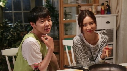 《看见味道的少女》11集剧情介绍？ 主厨故装镇定再下杀手?