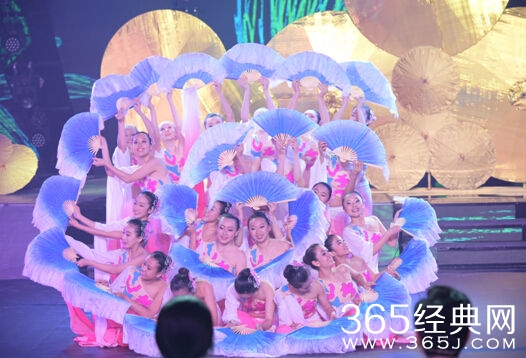 《出彩中国人》范冰冰认干儿子原因？