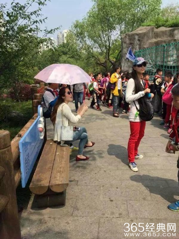 最霸气女教师走红