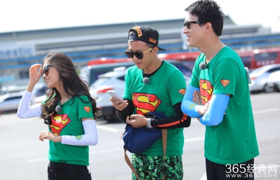 《跑男2》又添新嘉宾 张艺兴李治廷携手踢馆