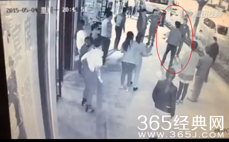 扫地小男孩伤势怎么样严重吗 扫地小男孩伤势照片视频被打原因