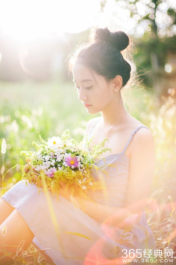 不要为了所谓的爱情，宁愿受伤也不回头