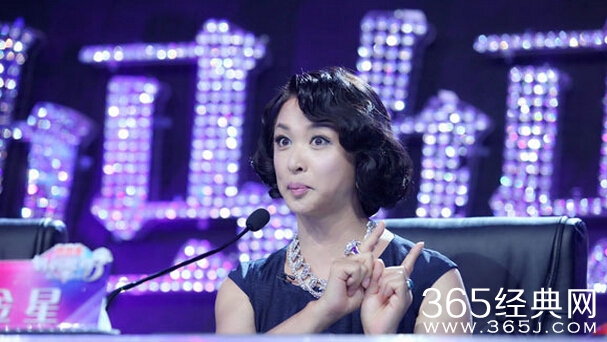 80年代歌坛红人张行现身《妈妈咪呀》 陪娇妻参赛