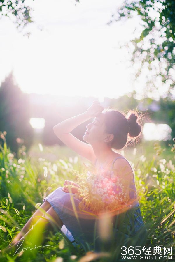 不要为了所谓的爱情，宁愿受伤也不回头