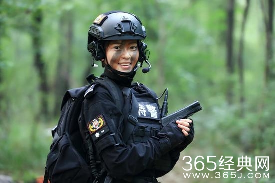 王妍之饰演陶静