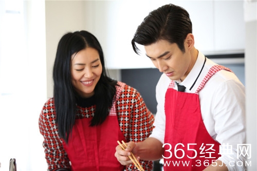 《我们相爱吧》刘雯首尔入院 崔始源全程陪伴