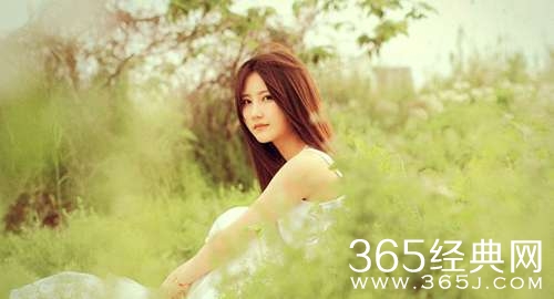 沉着、冷静的人总会受到人们的爱戴和尊敬