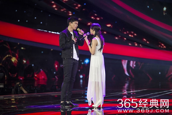 《最美和声》张杰与学员动情合唱可惜不是你