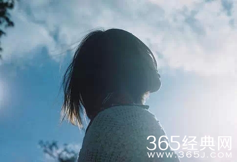 有时候不是不想说话， 而是有很多话放在心里会安全点