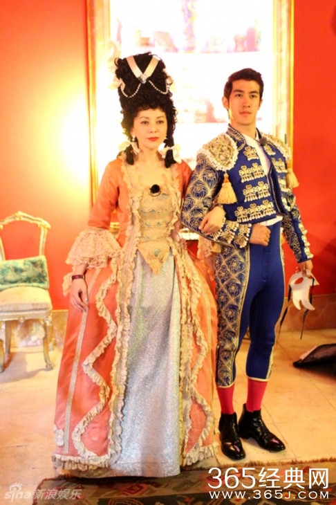 《花样姐姐》化装舞会群魔乱舞李治廷马天宇撒娇互动