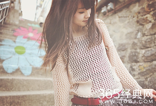 女人，你究竟为谁生活