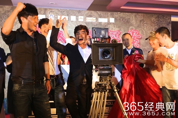 王宝强加盟陈思诚喜剧新片 称会比泰囧好看！