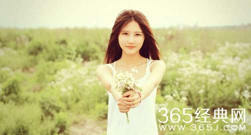 沉着、冷静的人总会受到人们的爱戴和尊敬