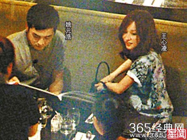 比正室还嚣张的小三 李湘从秦海璐手上抢前夫