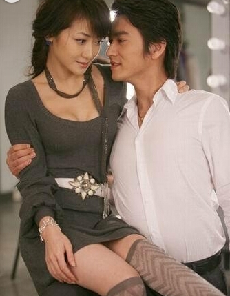 激情戏假戏真做的明星 梁思浩忘情啃李丽珍双乳