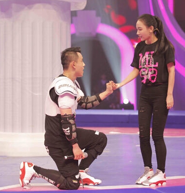 《为她而战》李响求婚背景音乐是什么？在线试听及歌词