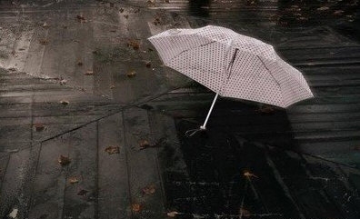 谁都有雨天没伞的时候