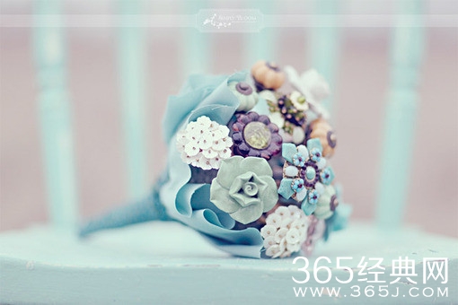 忧伤的空间说说短语