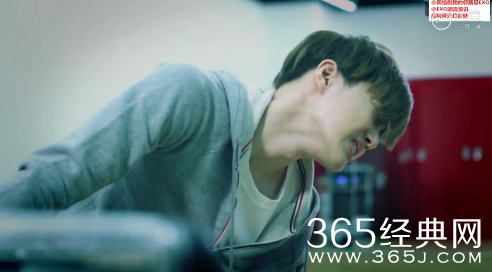 《我的邻居是exo》第12集中字完整版在线观看：密室相处