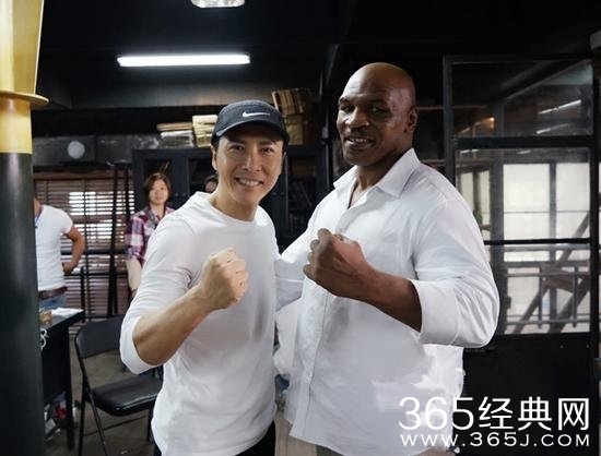 《叶问3》甄子丹意外打伤泰森致骨裂