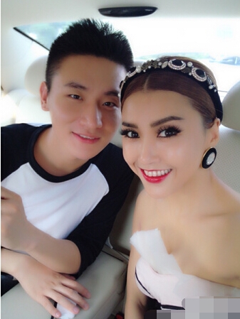 王蓉恋情曝光男友比其小18岁