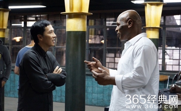 《叶问3》演员频受伤 甄子丹网上发文致敬拳王泰森