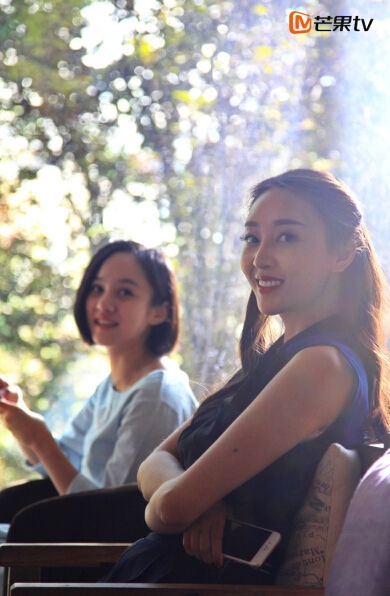 北大姐妹花执导《女生日记》