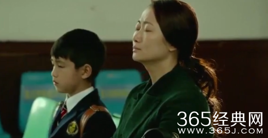 《山河故人》首曝片段 女主角赵涛现身火车小站