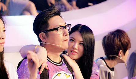 李湘深情凝视王岳伦