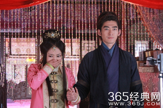 姜尘《少年四大名捕》。